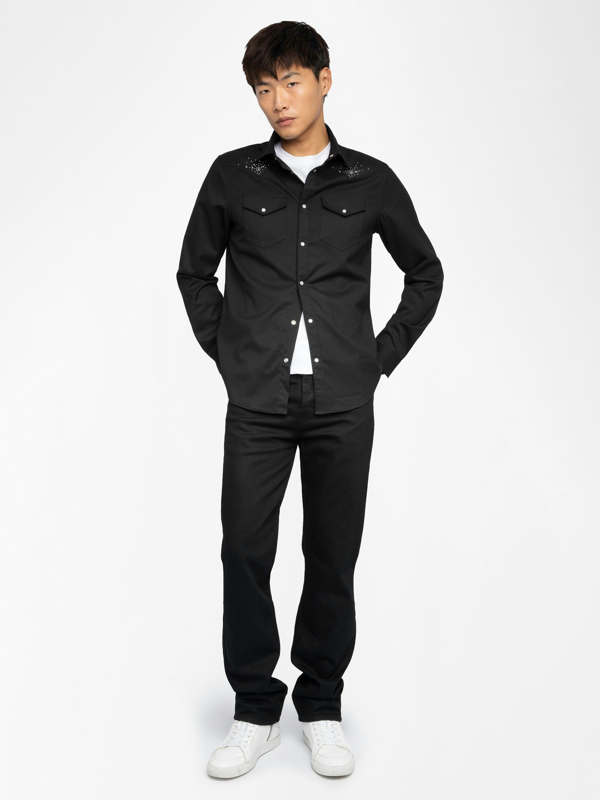 Saby Shirt - Denim shirt with flannel finish, flap pockets with wing embroidery, western-inspired details, studs, long sleeves and button fastening.